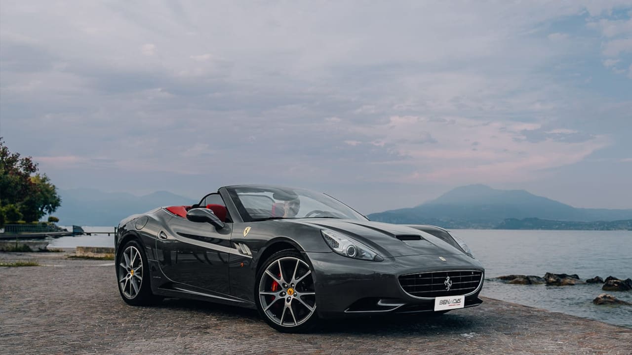 Noleggio Auto di Lusso Verona Ferrari California