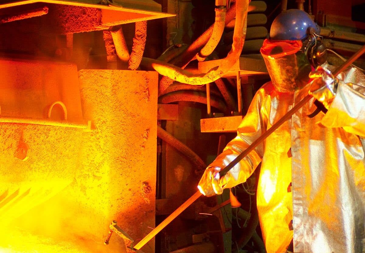 Falling LME nickel price hits sulphate prices