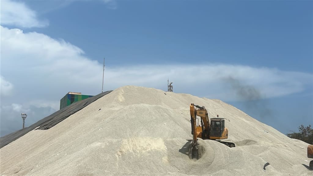 Benchmark - Q&A with Kodal Minerals Stockpile of spodumene concentrate at San Pedro