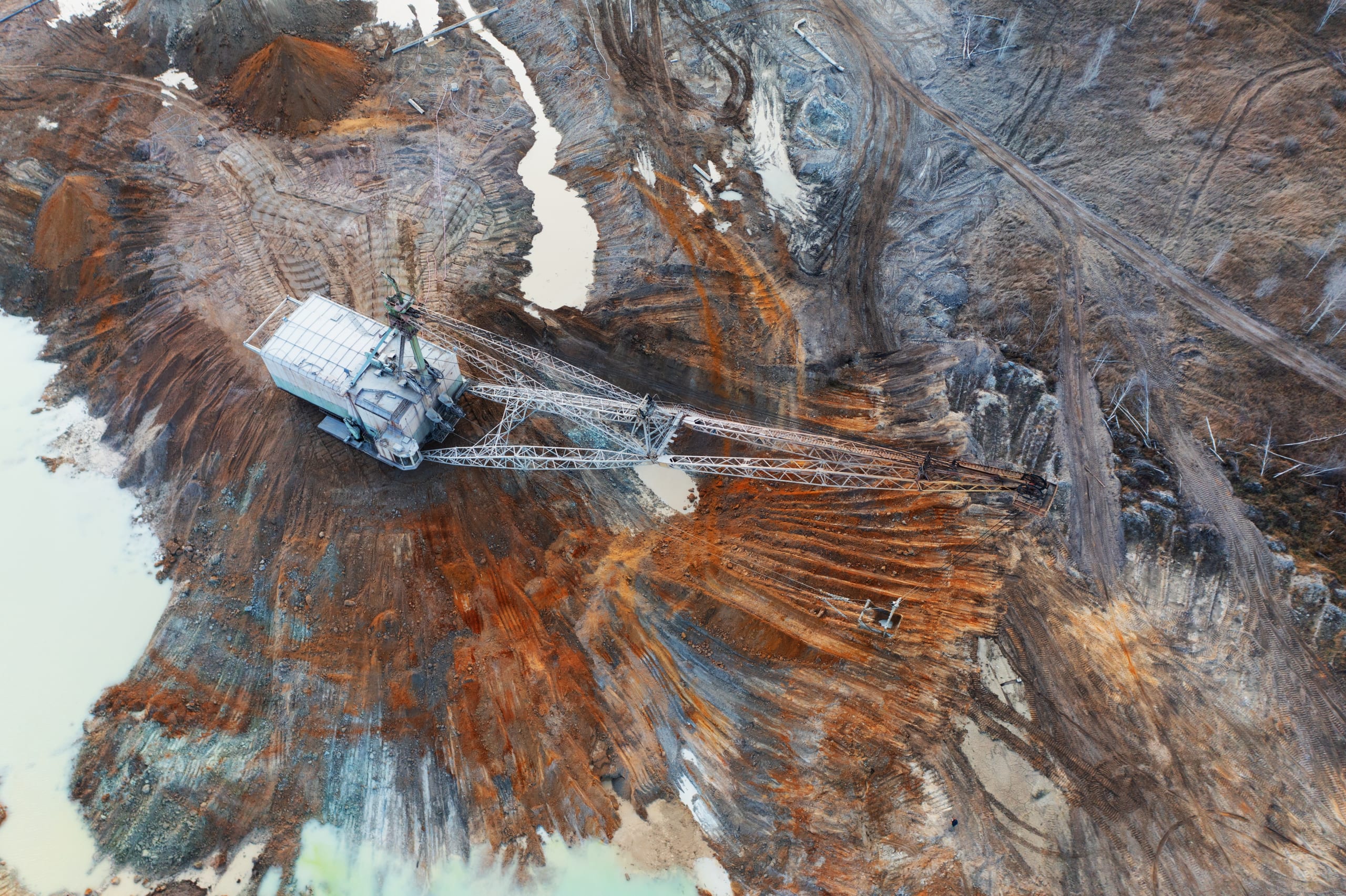 China delays rare earth export controls after US–China trade talks