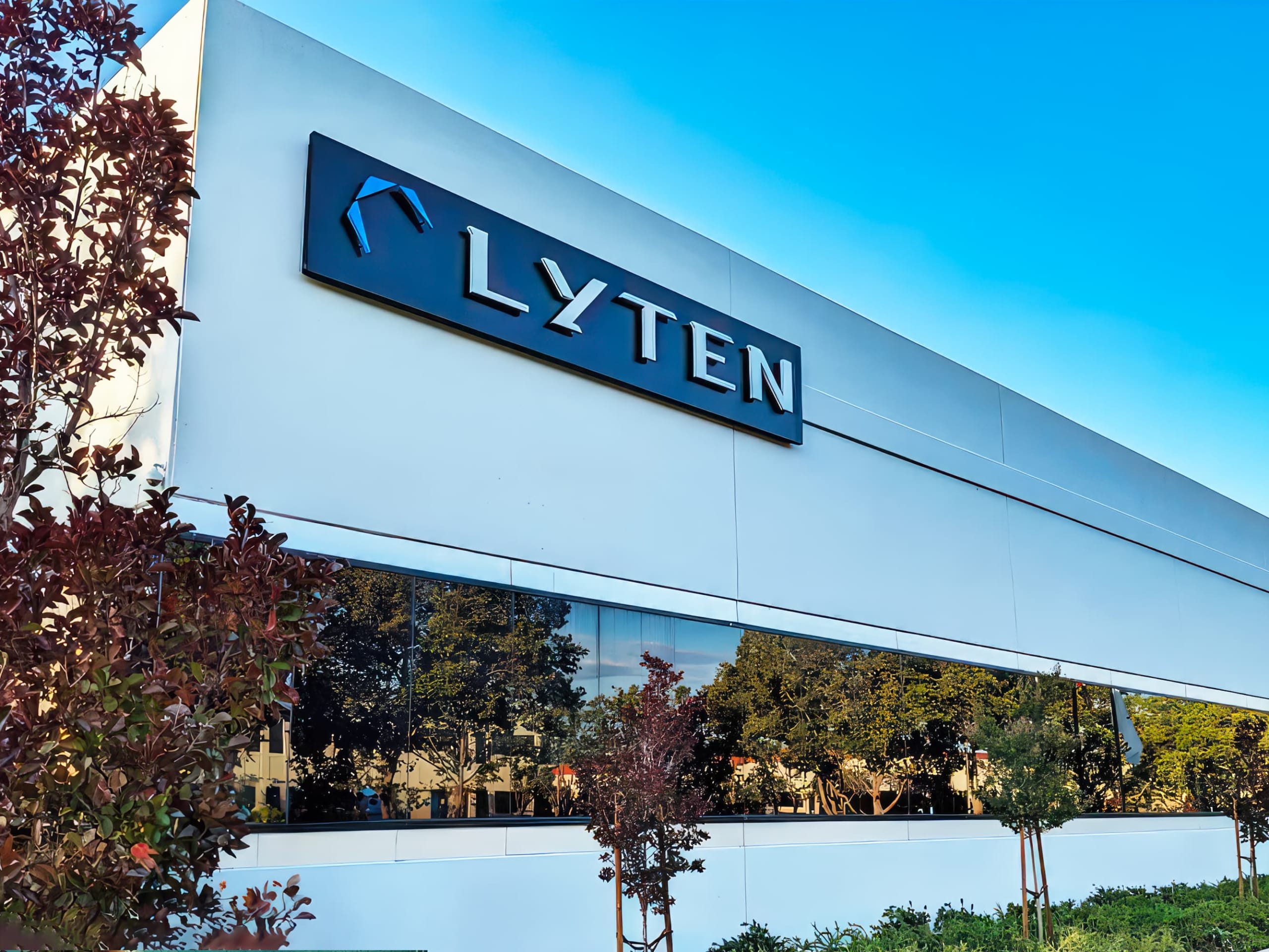 Stellantis-backed Lyten to build $1 billion lithium-sulphur gigafactory in US