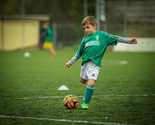 サッカー少年