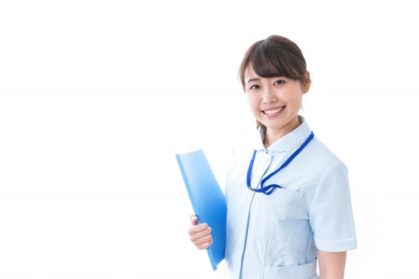 22最新 保健師の平均年収 ボーナスや初任給 看護師との給料の違いまで徹底解説 サービス付き高齢者向け住宅の学研ココファン
