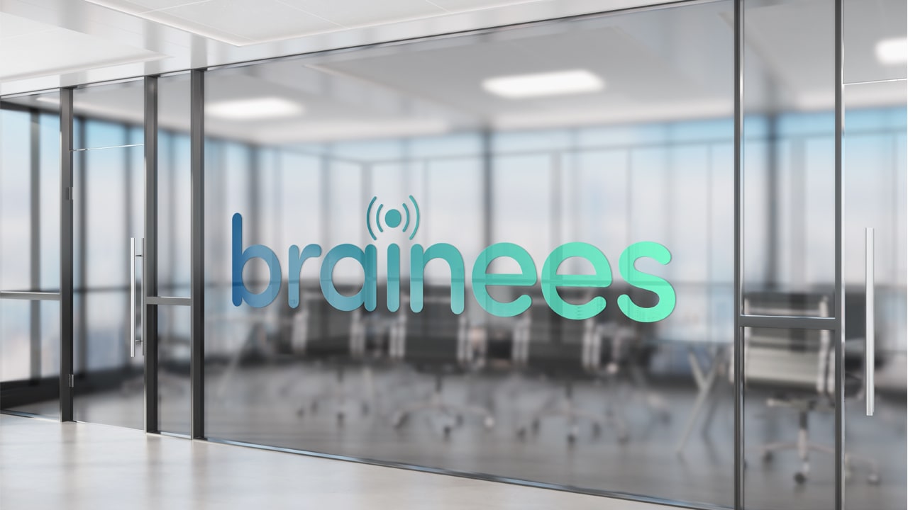 Brainees logo and sign on meeting room