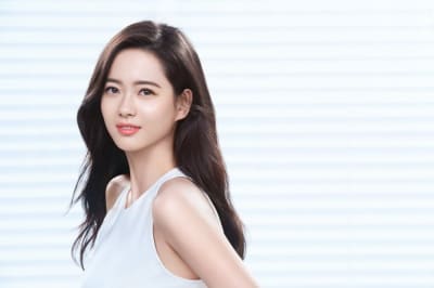 Go Ara Dikabarkan Menjadi Pemeran Wanita Utama Film "Sad Tropical"