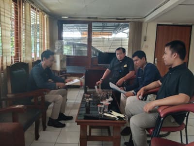 Kuasa Hukum Aan Ainur Rofik Laporkan Pemkot Surabaya Ke Komisi Informasi Jawa Timur