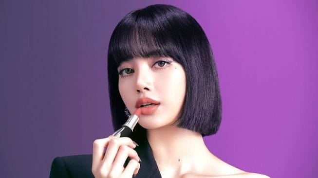 LISA BLACKPINK positif Terpapar Covid-19