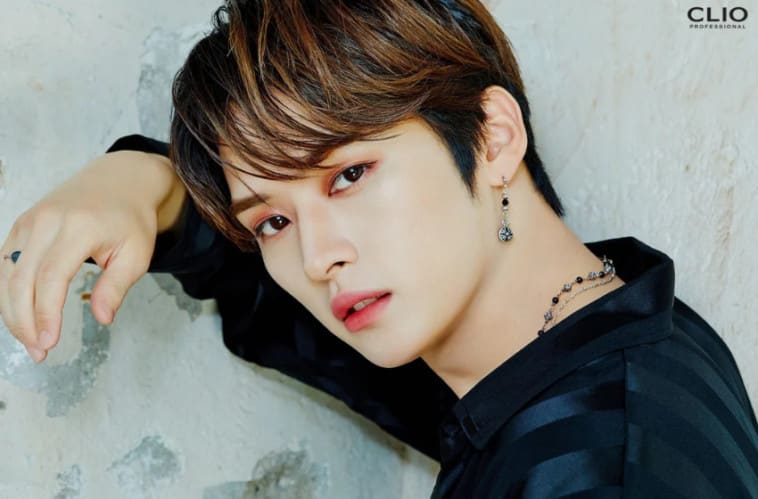 Phobia Ketinggian, Lee Know STRAY KIDS Tuai Pujian Karena Profesional Tampil di Gedung Tinggi