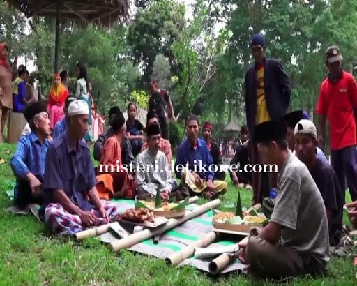 Peran Kearifan Lokal Nyunteng dalam Interaksi Sosial Petani di Kabupaten Jember