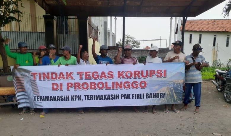Tukang Becak di Probolinggo Dukung KPK Terus Bertaji Berantas Korupsi