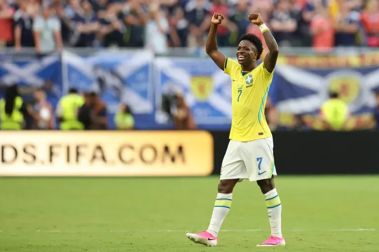 Brazil plays Japan at World Cup knockouts: Vinicius, prediction and lineups