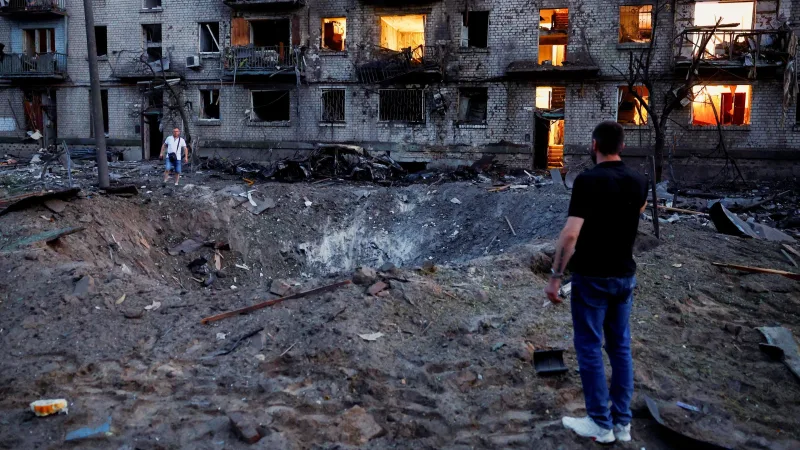At least 10 killed in large-scale Russian missile and drone strikes on Kyiv