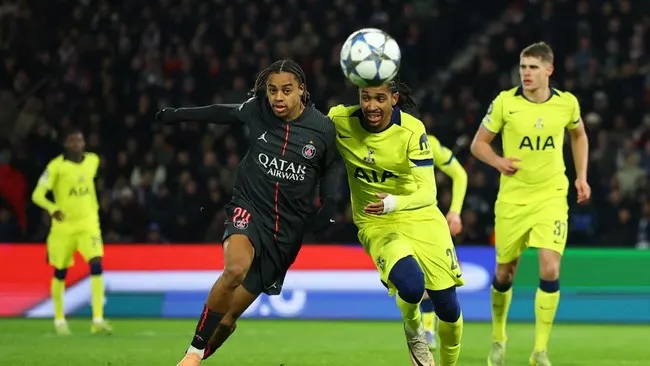 PSG Isyaratkan Lepas Barcola, Liverpool Punya Asa Baru Transfer
