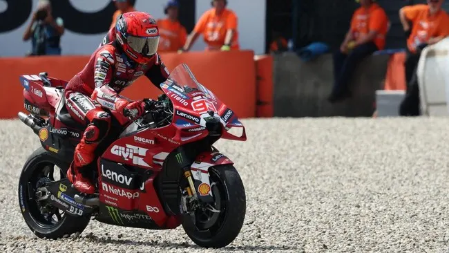 Marquez Tiru 'Jurus' Rossi di MotoGP Belanda, Tidak Berhasil Sempurna