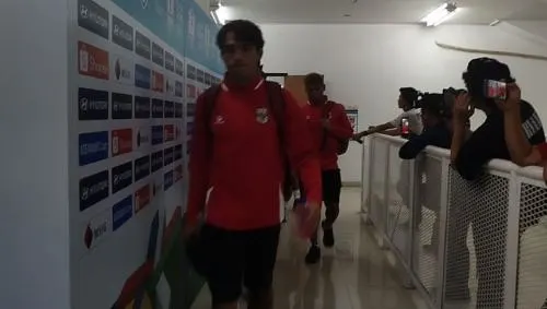 Kisah Timnas Indonesia yang Tertunduk Lesu Tinggalkan Stadion Pakansari Setelah Dibantai Vietnam 0-3