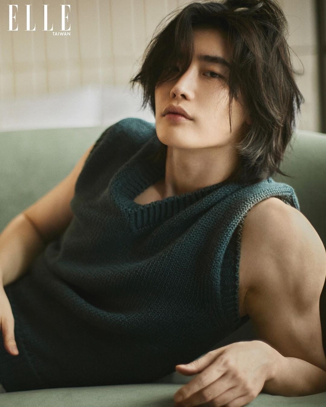 7.	Lee Jong Suk