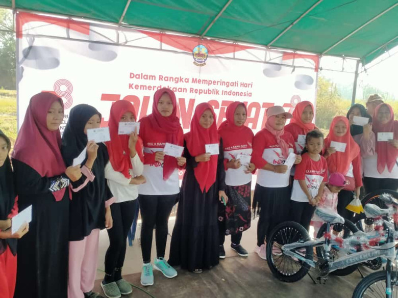 Pemerintah Desa Sendang Dajah Bangkalan, Ajak Warganya Sehat dan Kompak lewat Jalan Sehat