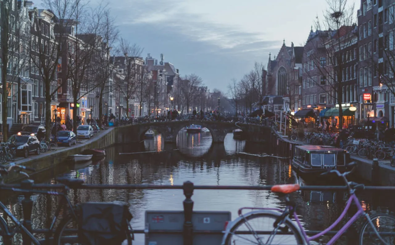 6 Außergewöhnliche Orte & Coole Aktivitäten in Amsterdam