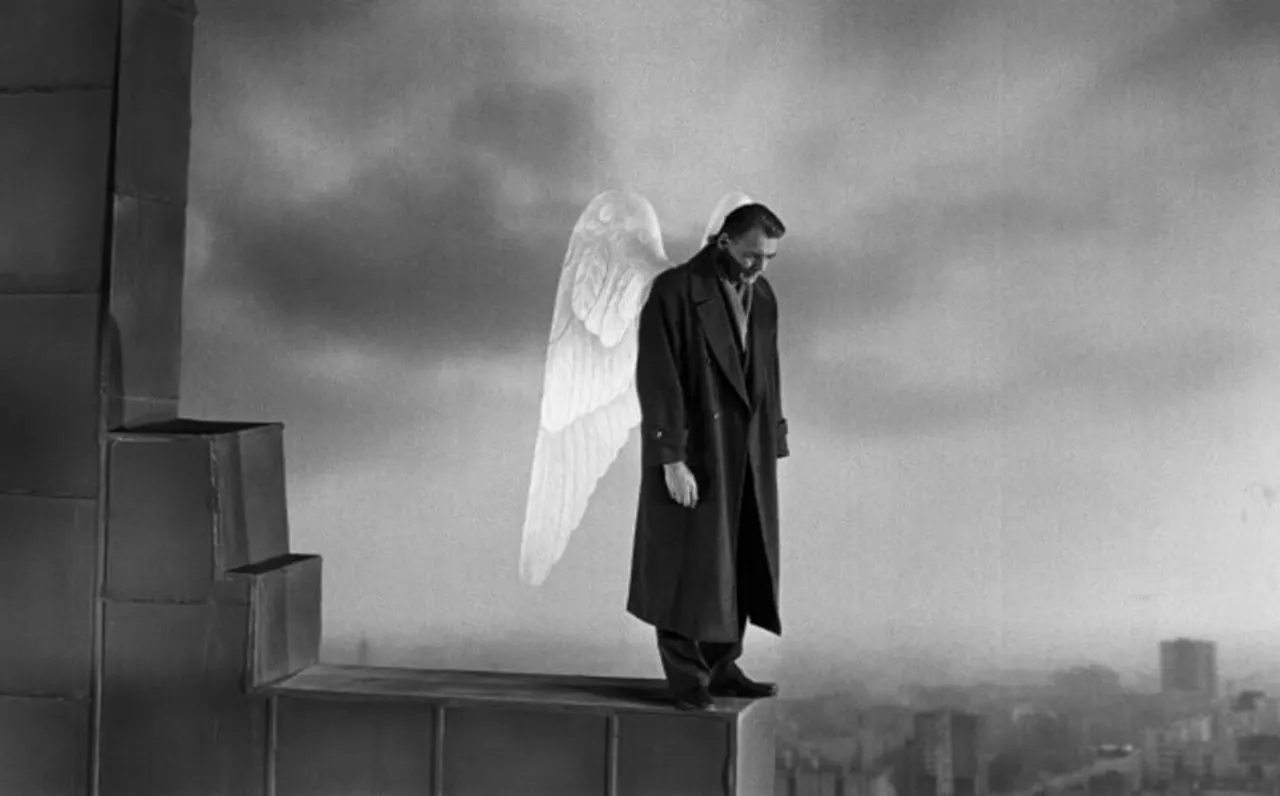 Wings of Desire by Wim Wenders: Movie Summary & Review