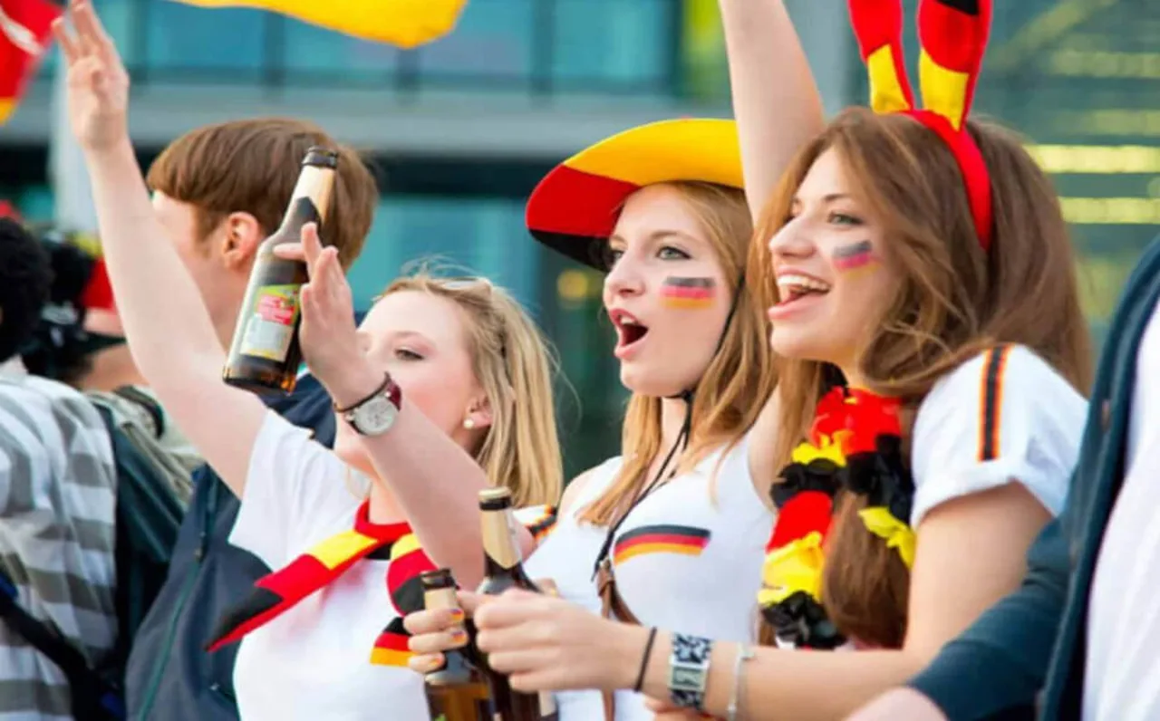 Berlin zwischen Union und Hertha: Fanwelten, Hinterhöfe, bet match und Wettkultur