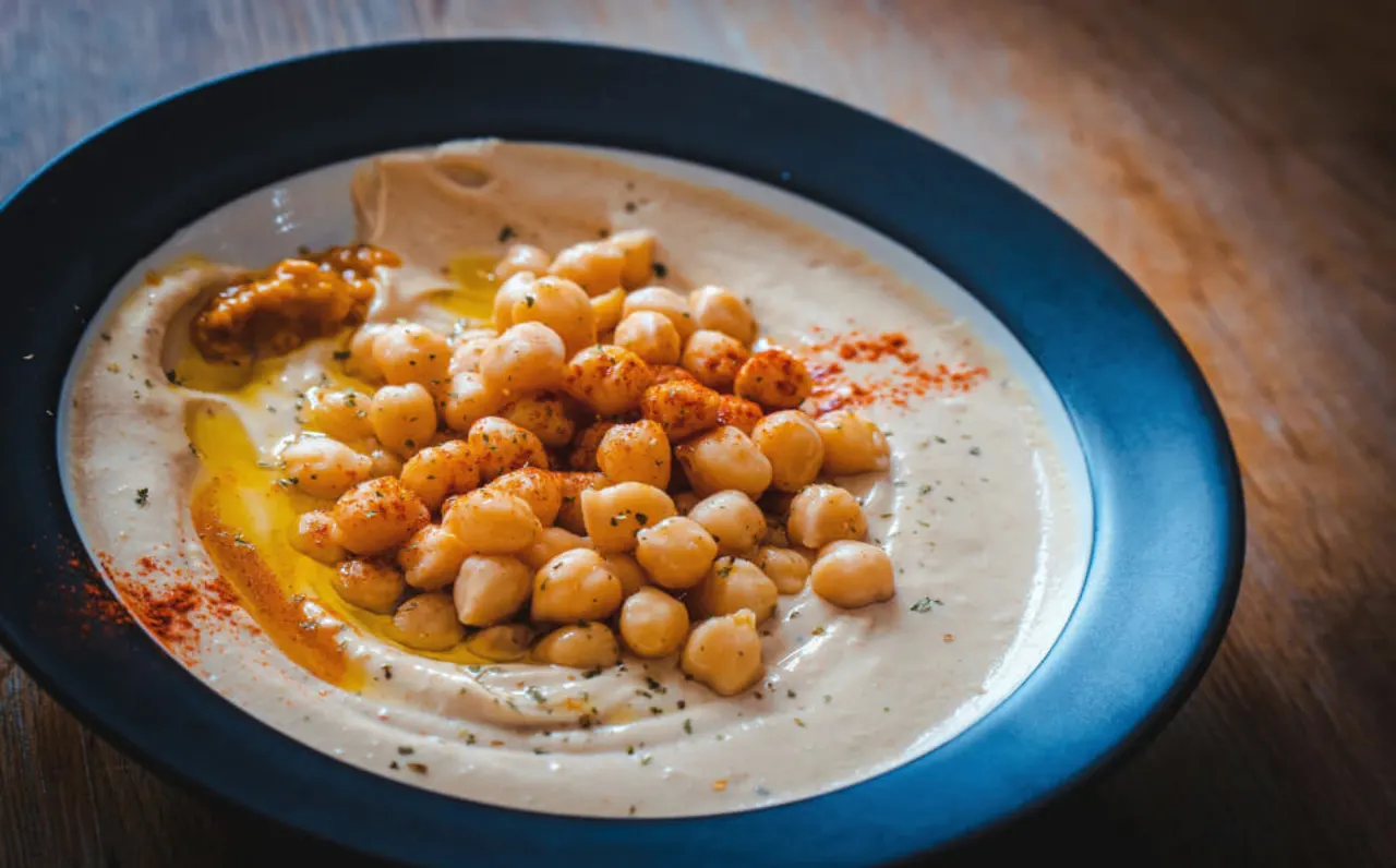 Los 12 restaurantes con el mejor hummus de Berlín (2026)