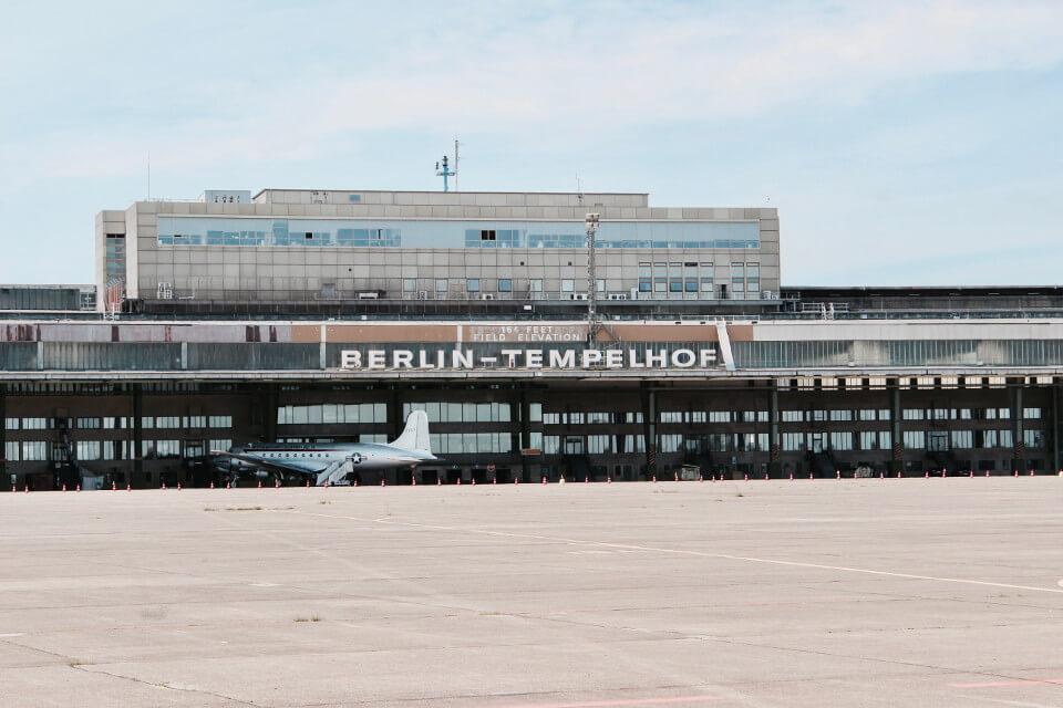 Tempelhof besichtigung flughafen Flughafen Tempelhof