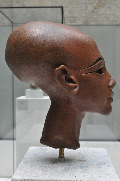 Nefertiti Bust In Berlin Neues Museum Art History