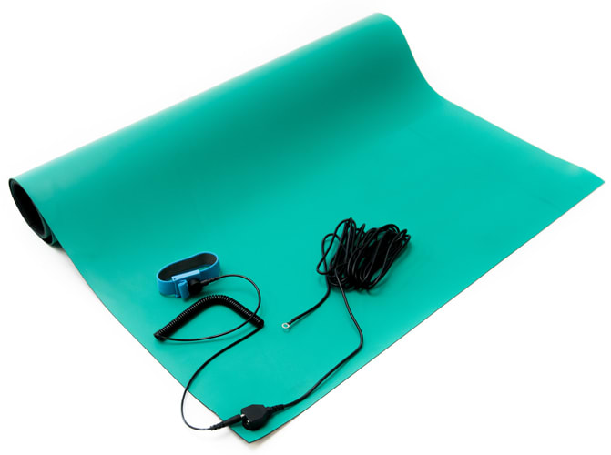 18 Inch x 30 Inch ESD Soldering Mat Kit, Green Color by Bertech