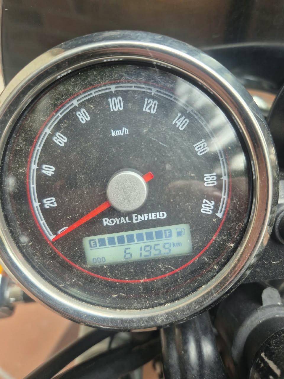 Royal Enfield Interceptor 650 - vista 2