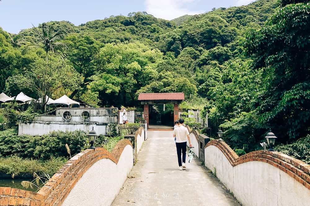【潼鐵板燒】至善店-陽明山森林鐵板燒享用龍蝦鮑魚牛排、美景與新鮮空氣 潼鐵板燒至善店-入口