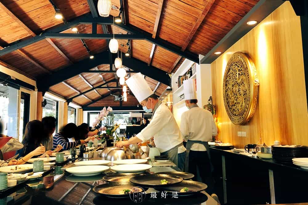 【潼鐵板燒】至善店-陽明山森林鐵板燒享用龍蝦鮑魚牛排、美景與新鮮空氣 潼鐵板燒至善店-座位
