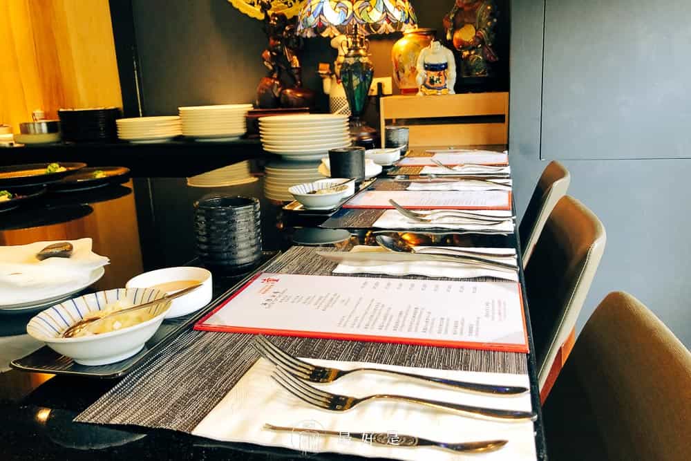 【潼鐵板燒】至善店-陽明山森林鐵板燒享用龍蝦鮑魚牛排、美景與新鮮空氣 潼鐵板燒至善店-座位