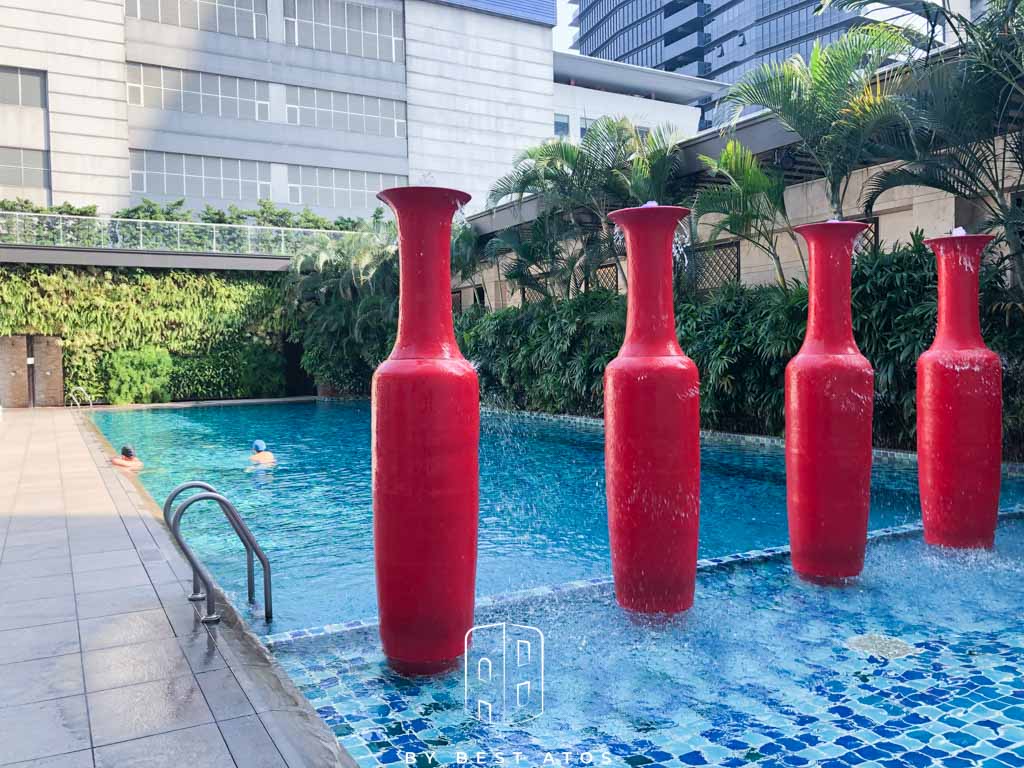 台中林酒店-絕美五星設計酒店、異域風情露天泳池、席夢思名床 台中林酒店-泳池