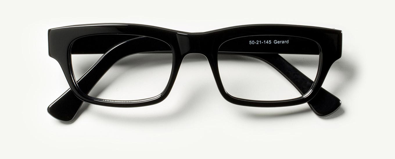 Carbon Black / Clear lenses