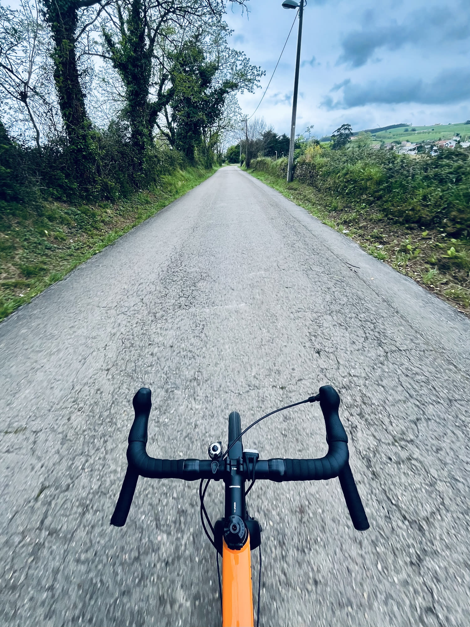 Una carretera secundaria cerca de casa