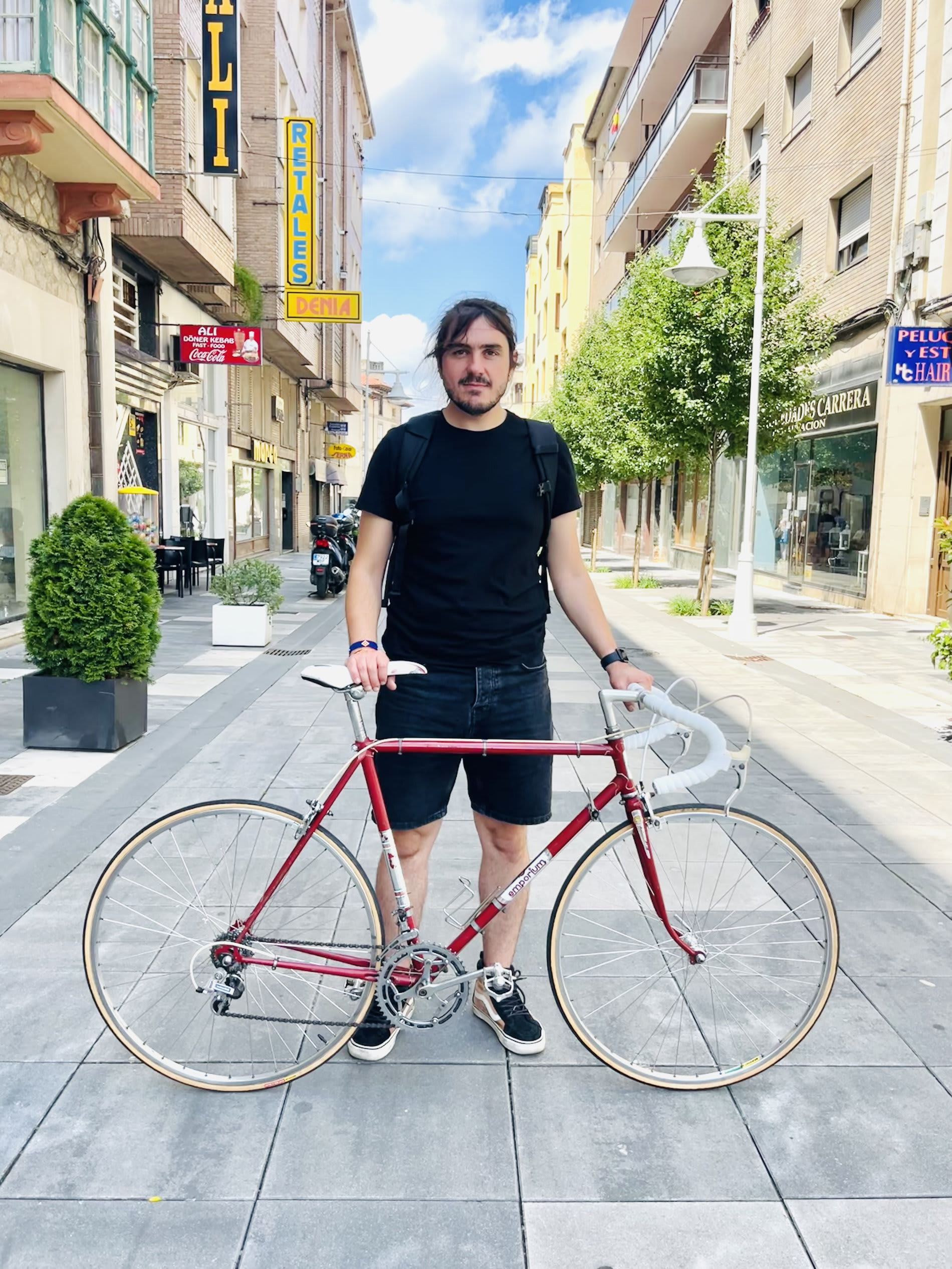 Un retrato en el que aparezco con La Pepuca