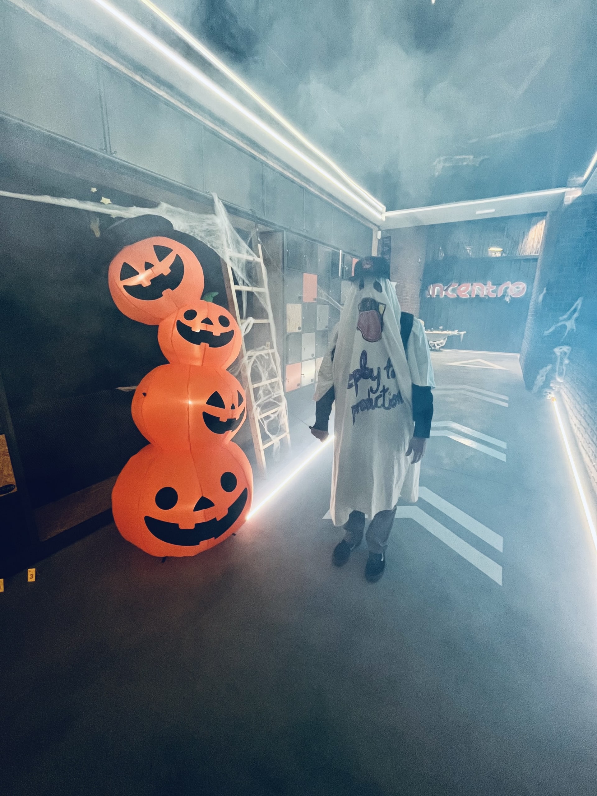 El fantasma Deploy to production El fantasma Deploy to production