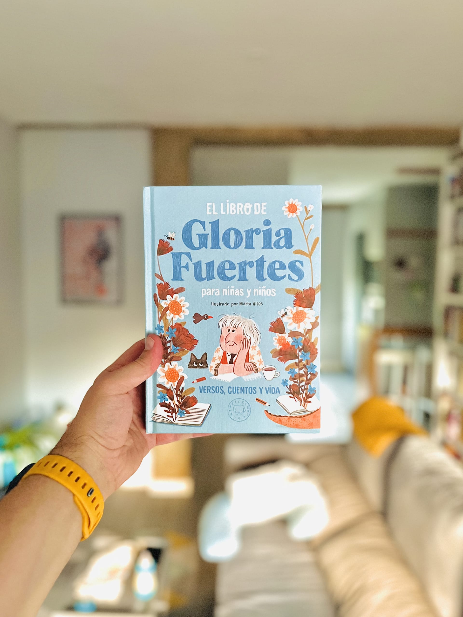Libro de Gloria Fuertes