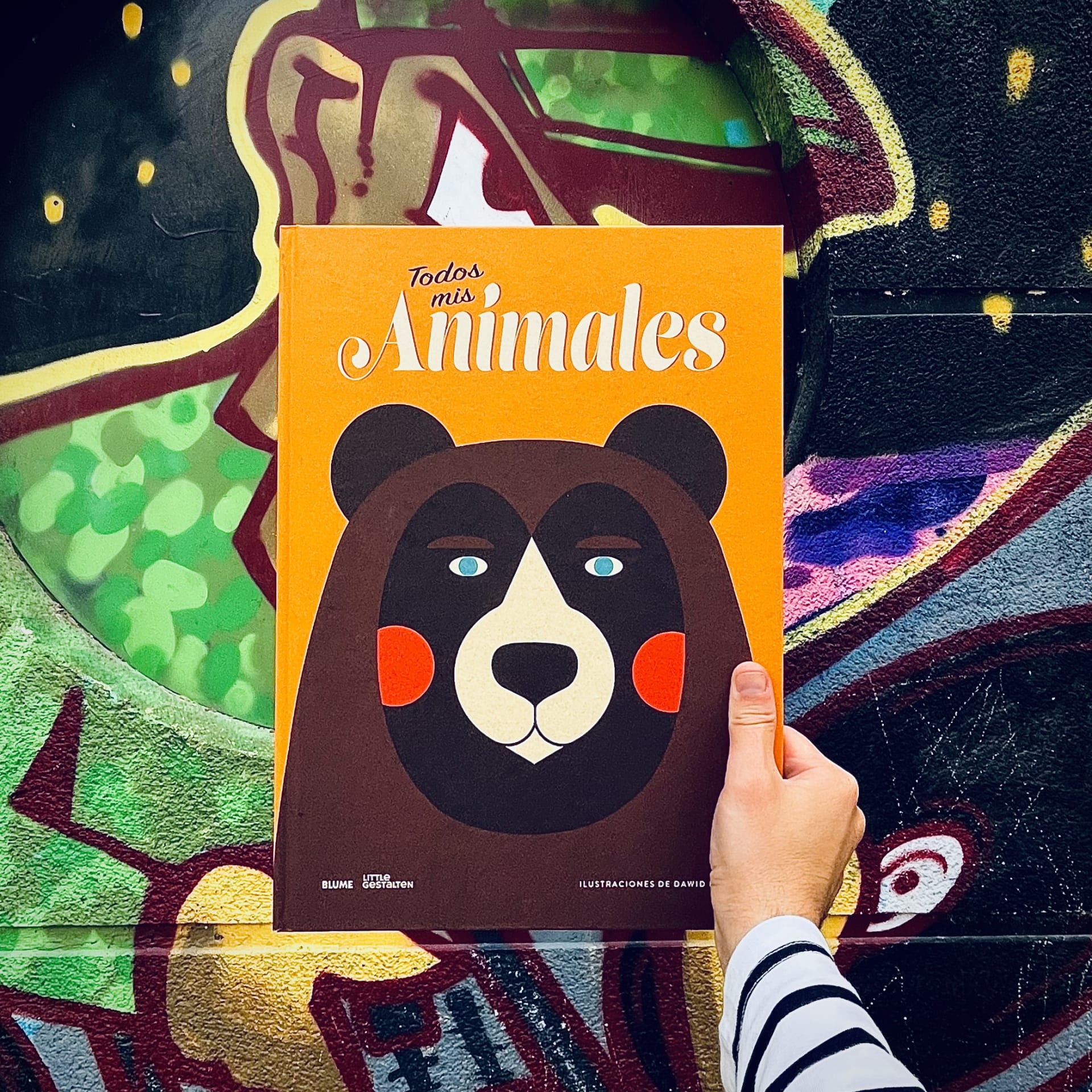 Un regalo de Adolfo, el librero