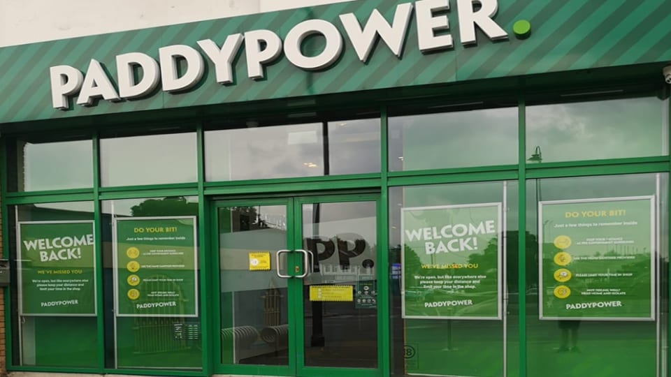 Paddy Power paie les paris sur la relégation d'Everton après seulement deux matchs !