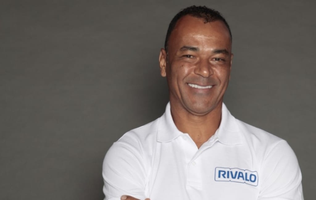 Cafu renova parceria com o site de apostas Rivalo