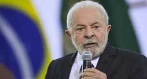 Lula Confirma Sanção do Projeto que Legaliza Cassinos e Bingos no Brasil Lula afirma que sancionará o projeto que libera cassinos e bingos no Brasil