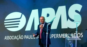 Alckmin quer endurecer regras para casas de apostas no Brasil