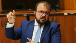 SPA suspende 8 operadores de apostas no Brasil