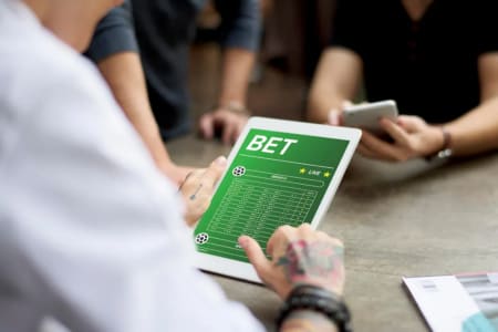 A Ascensão das Casas de Apostas Impulsiona Mercado Lucrativo para Bancos e Fintechs
