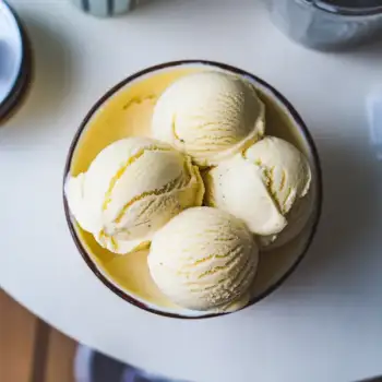 Creamy Vanilla Bliss Ice Cream