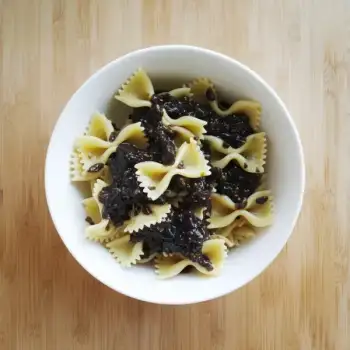 Quick Farfalle with Olive Tapenade