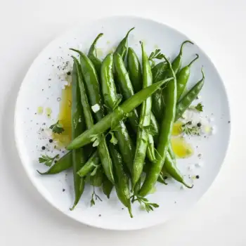 Crisp Herbed Green Beans with Garlic