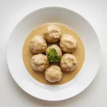 Classic Swedish Meatballs with Creamy Gravy