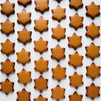 Classic Spiced Gingerbread Cookies